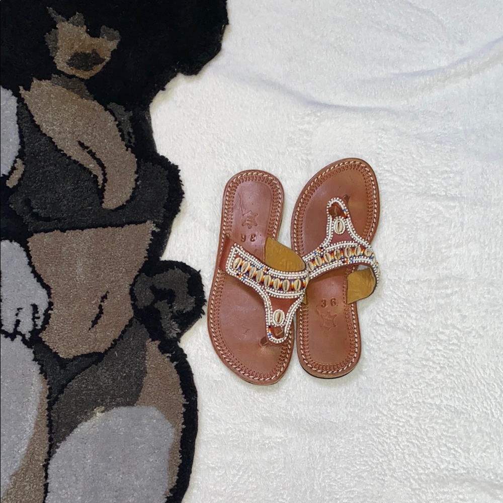 Vera Pelle Brown and White Sandals with Decorative Straps